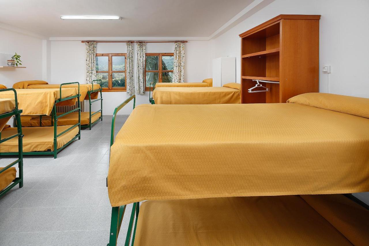 Albergue Sierra De Arbe Naval 外观 照片
